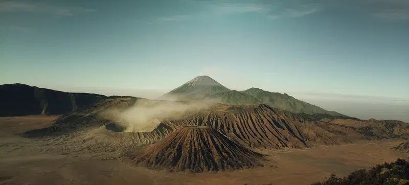 Cover Image for Embracing Nature: The Healing Power of Volcano Landscapes