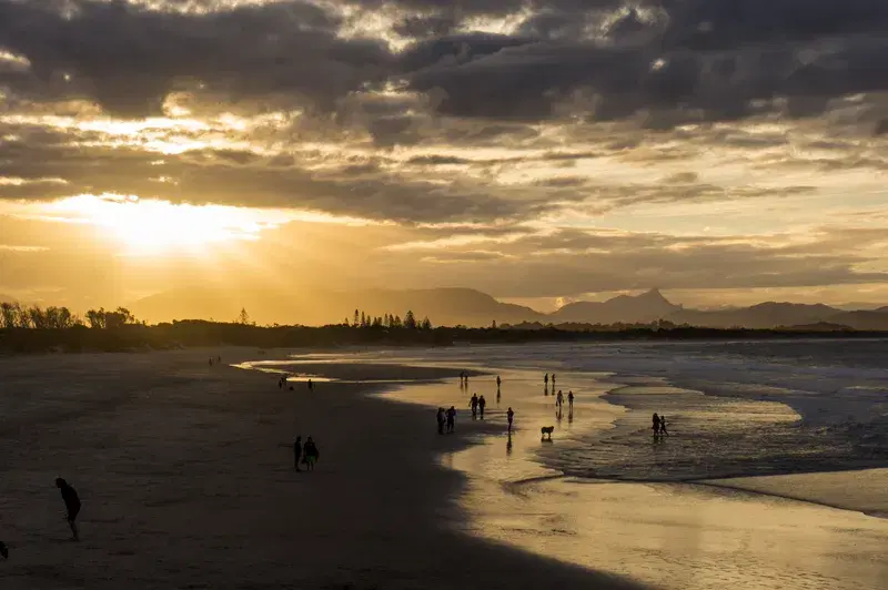 Cover Image for Embracing Nature's Beauty: Finding Mindfulness at the Beach