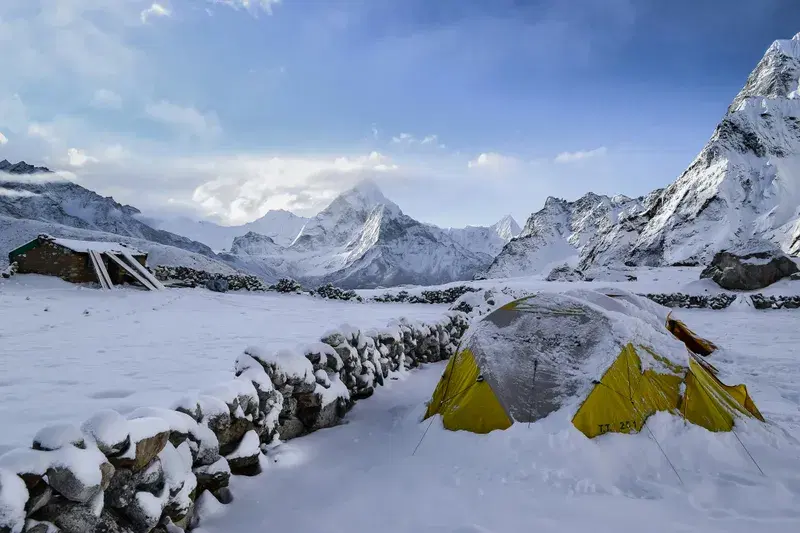 Cover Image for Finding Mindfulness in Nature: The Benefits of Mountain Retreats