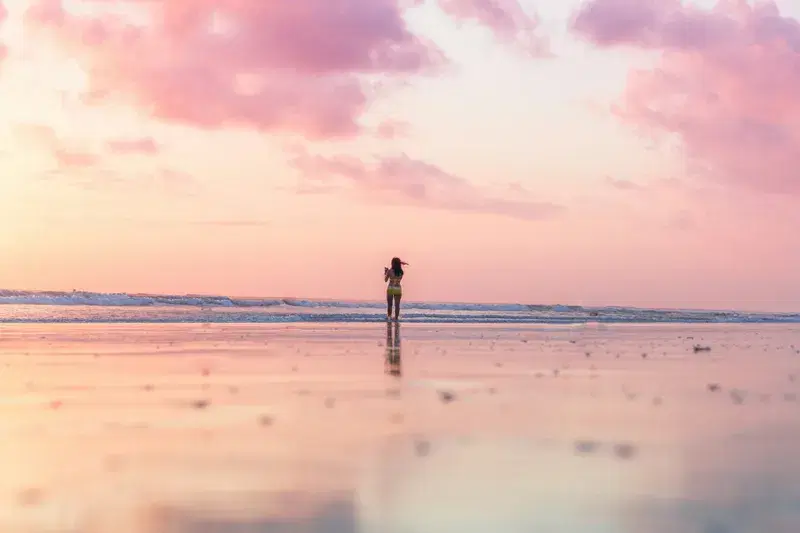 Cover Image for Finding Mindfulness in Nature: How Sunsets Can Enhance Your Wellbeing