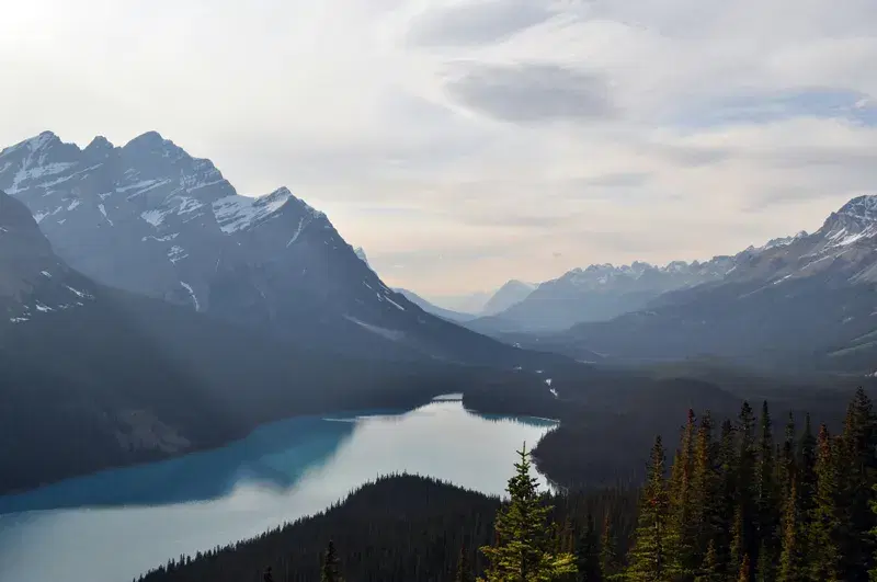 Cover Image for Finding Peace in Nature: The Wellness Benefits of Mountain Landscapes