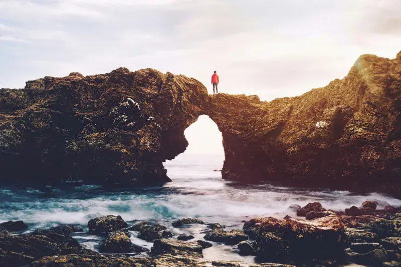 Cover Image for Finding Peace in Nature: The Benefits of Coastal Mindfulness