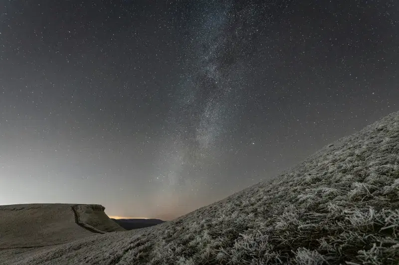 Cover Image for Finding Peace in Nature: Exploring the Serenity of the Galactic Core