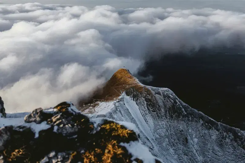 Cover Image for Finding Peace in Nature: The Benefits of Mountain Retreats