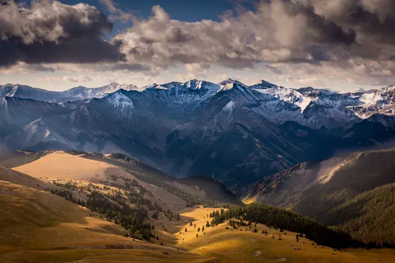 Cover Image for Finding Peace in Nature: Exploring the San Juan Mountains