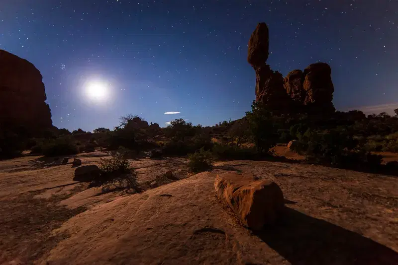 Cover Image for Finding Peace in Nature: The Benefits of Starry Nights