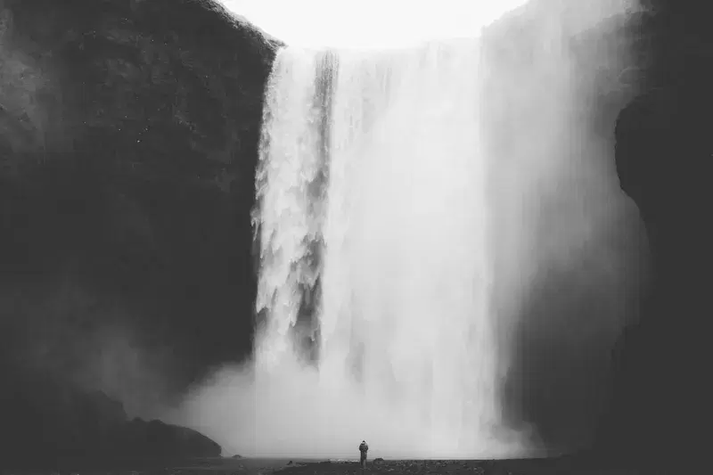 Cover Image for Finding Peace in Nature: The Healing Power of Waterfalls