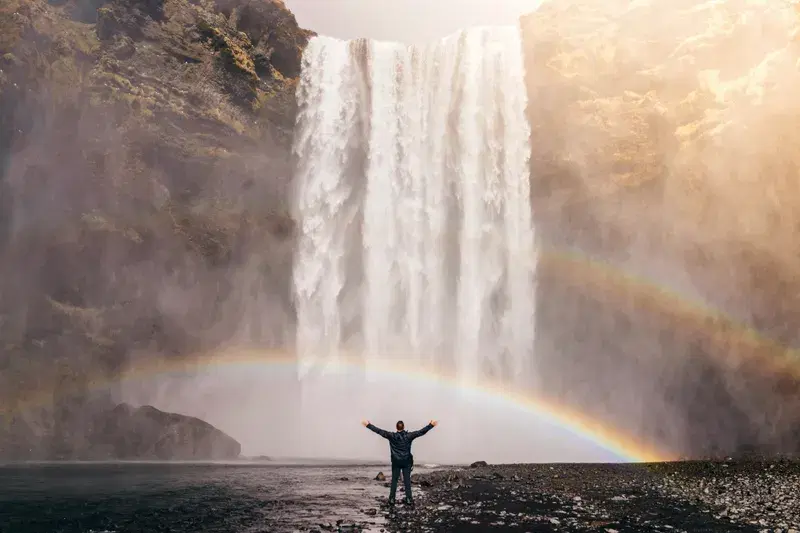 Cover Image for Finding Peace in Nature: The Benefits of Waterfalls and Rainbows