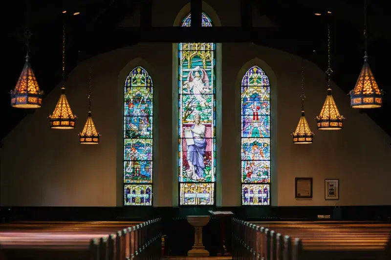 Cover Image for Finding Peace in Sacred Spaces: The Role of Church Interiors in Mindfulness