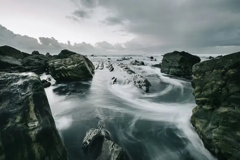 Cover Image for Finding Serenity in Nature: Exploring Coastal Landscapes