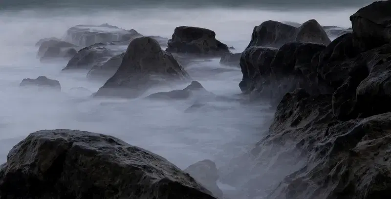 Cover Image for Finding Serenity in Nature: The Mindful Experience of Stone Formations