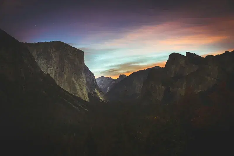 Cover Image for Finding Solace in Nature: The Healing Power of Landscapes