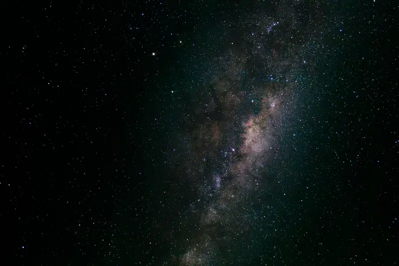 Cover Image for The Healing Power of Stargazing: How Nighttime Landscapes Inspire Mindfulness