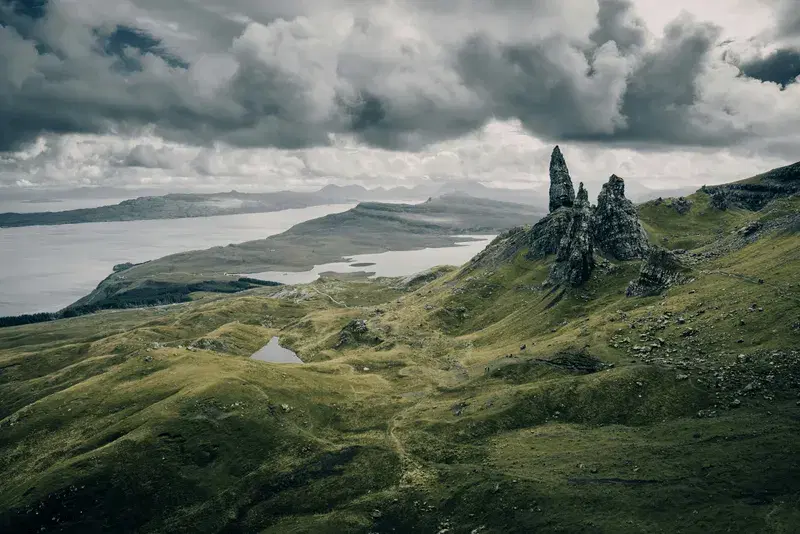 Cover Image for Finding Mindfulness in Nature: The Benefits of Hiking the Old Man of Storr