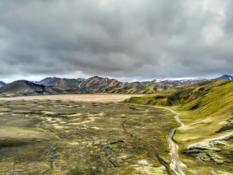 Cover Image for Finding Mindfulness in Nature: The Tranquility of Landmannalaugar