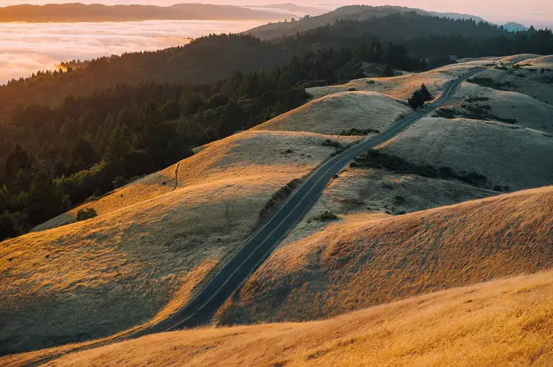 Cover Image for Finding Peace in Nature: The Wellness Benefits of Mountain Scenery