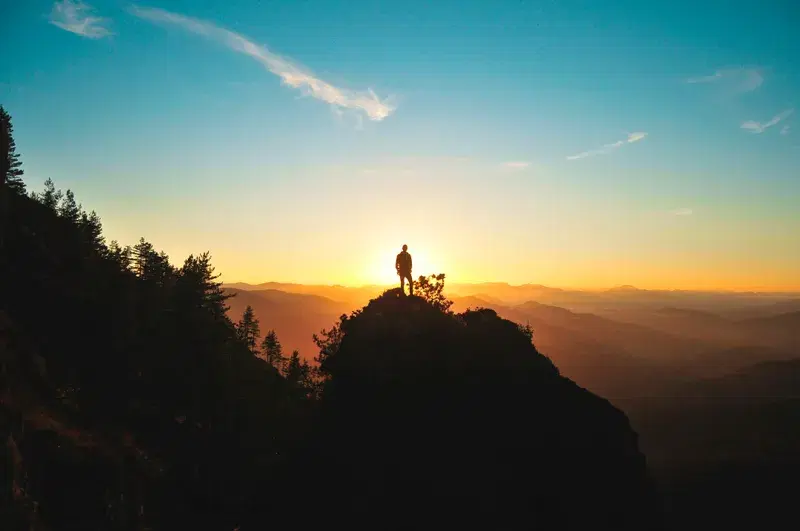 Cover Image for Finding Mindfulness in Nature: The Benefits of Mountain Hiking
